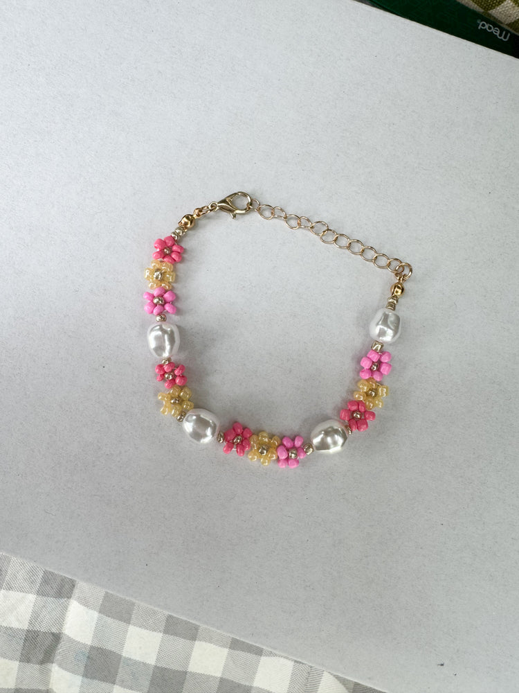 Pink Daisy & Fresh Water Pearl Bracelet