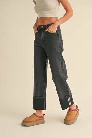 CUFFED BORROM BLACK DENIM PANTS