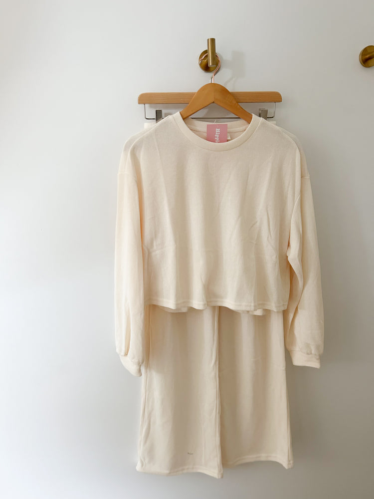Cream isle pants