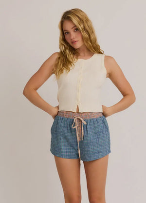 Short sleeve cable sweater cream